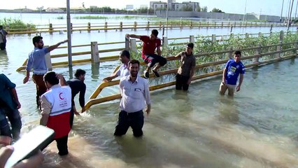 Download Video: أوامر بإخلاء مناطق في جنوب غرب ايران بسبب الفيضانات أوامر بإخلاء مناطق في جنوب غرب ايران بسبب الفيضانات