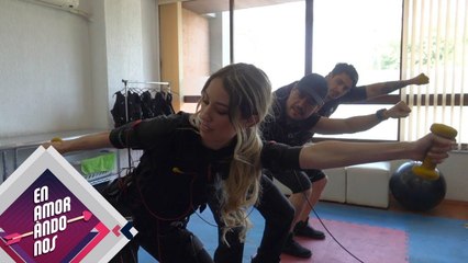 ¡Muy conectados y toda la cosa pero, Víctor suma OTRA BATEADA! | Enamorándonos