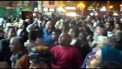 "على أنغام ياسين التهامى" .. شاهد رجال ونساء فى حب الحسين