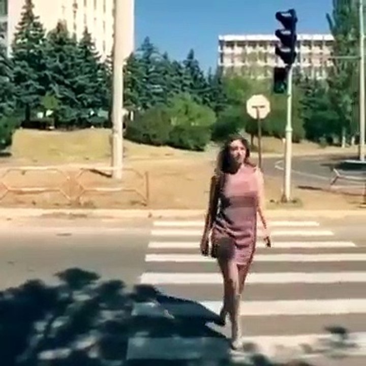 Don't move, the consequence is terrible!