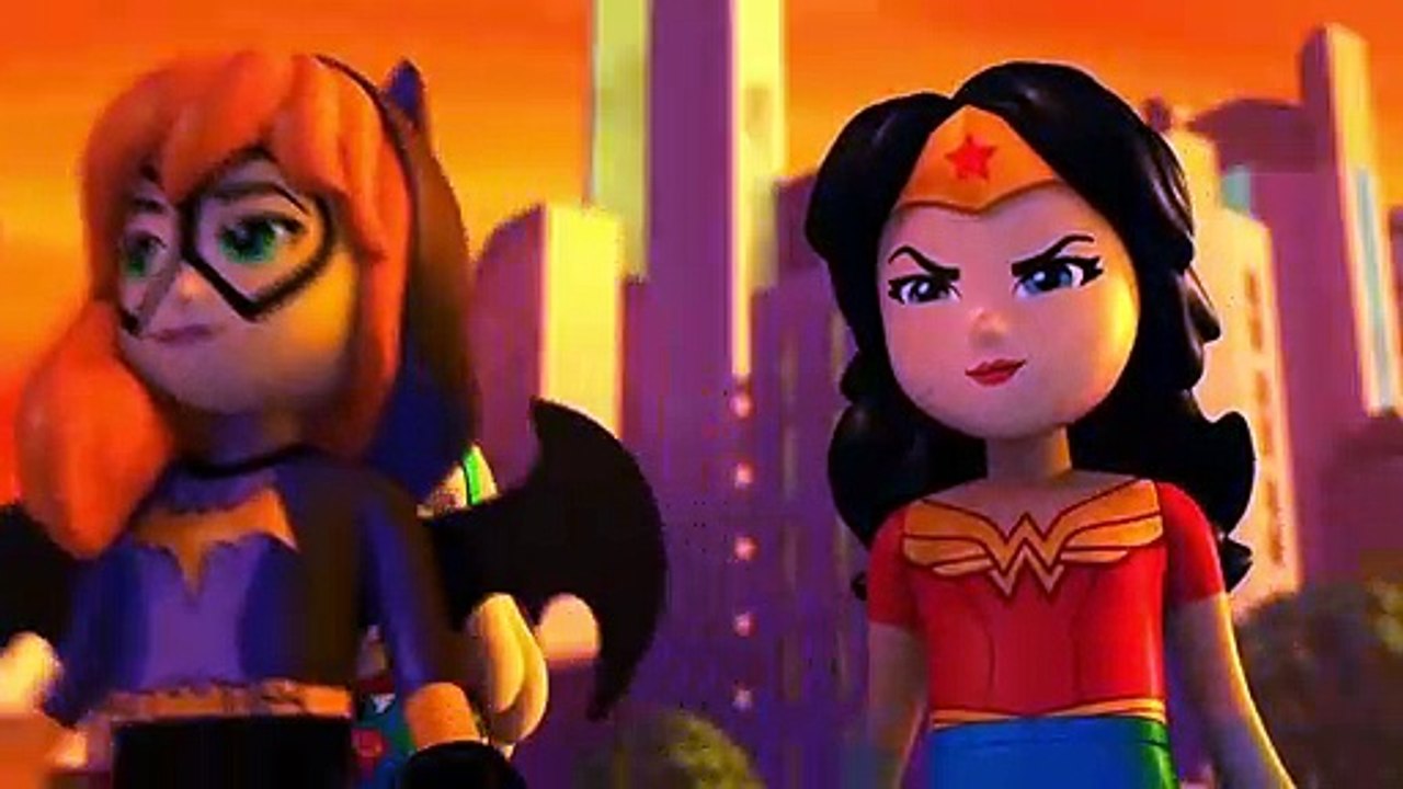 Invisible Roadtrip To The Moon | LEGO Brain Drain | DC Super Hero Girls