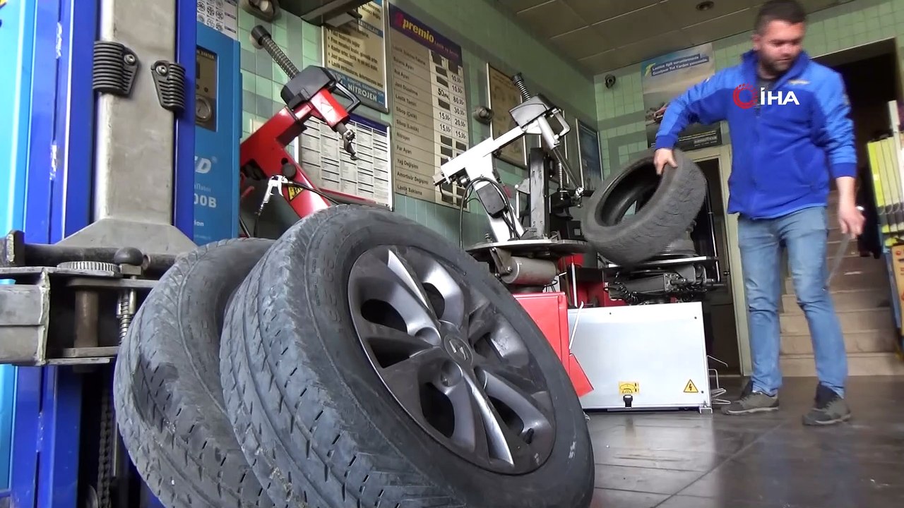 Uzmanları uyardı: “Kış lastikleri, yaz aylarında kazalara sebebiyet verebiliyor”