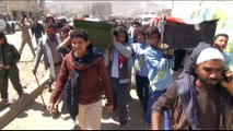 Yemen air raid: Thousands attend children's funerals in Sanaa