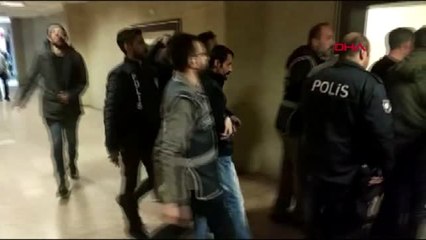 Ankara'da Köpekleri Zehirleyerek Öldüren Zanlılar Adliyeye Sevk Edildi