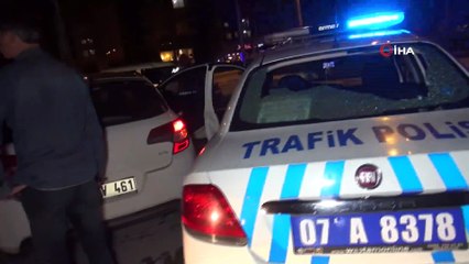 Manavgat’ta filmleri aratmayan kovalamaca...2 trafik polisi yaralandı