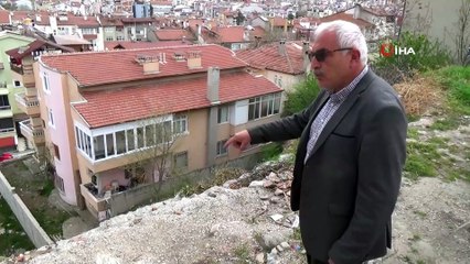 Heyelan riski nedeniyle restorasyonu geciken cami 3.5 yıldır ibadete açılmayı bekliyor