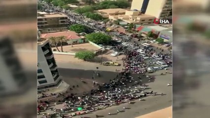 - Sudan’da Darbe Sonrası Muhalifler Kutlama Yapıyor- Ordu, Siyasi Tutukluları Serbest Bıraktı