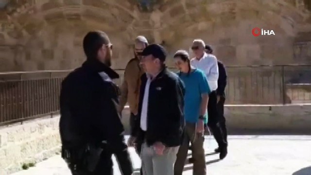 - İsrail Tarım Bakanı Ariel, Mescidi Aksa'ya Baskın Düzenledi