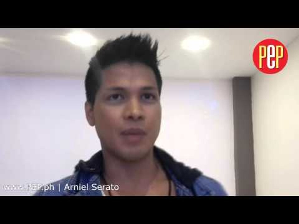 Watch how Vin Abrenica giggle while talking abo...