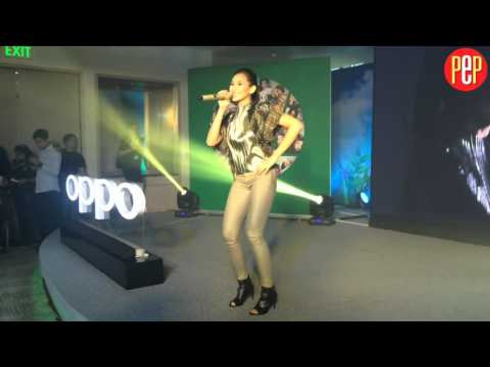 Sarah Geronimo singing "Tala"