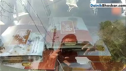 नोएडा में 'नमो' फूड पैकेट ने मचाया बवाल, फिर ये निकली सच्चाई