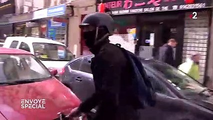 Sous le pseudo "Cinquante euros", il traque l'automobiliste garé sur les pistes cyclables