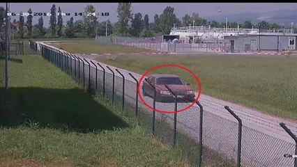 الاستيلاء على 2.5 مليون يورو ومقتل سارق في سطو بمطار تيرانا