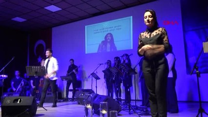 Manisa Barış Manço Akhisar'da Konserle Anıldı