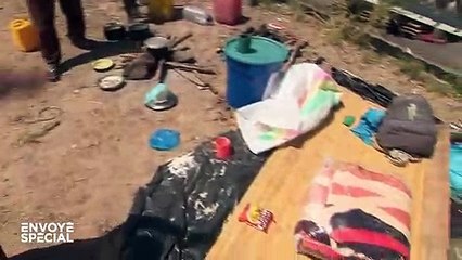 Au Mozambique après le cyclone, la survie en bord de route