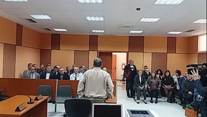 Report TV - U vra kolegu/ Avokatët në Elbasan mbledhje, bojkotojnë gjyqet 5 ditë