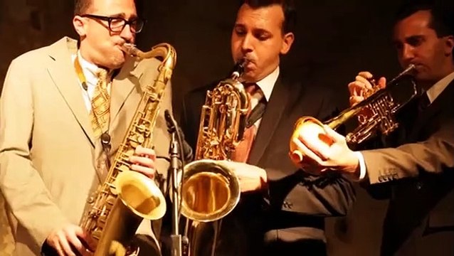 JustinMusic -Boogie Woogie, Swing e Rock’n’Roll Band