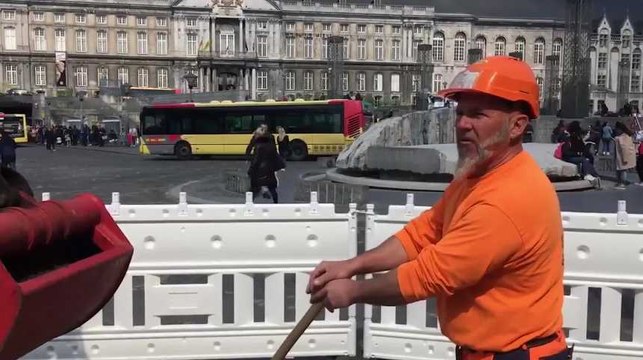 Préparation du chantier du tram de Liège place Saint-Lambert