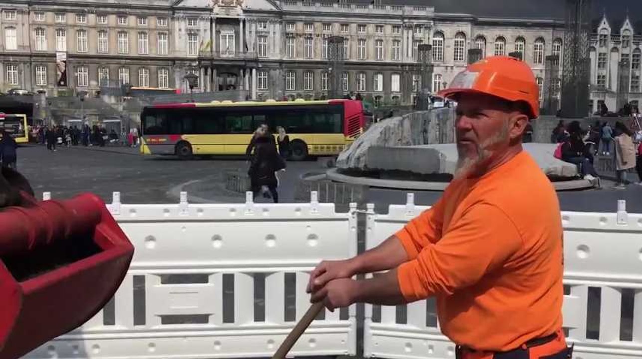 Préparation du chantier du tram de Liège place Saint-Lambert