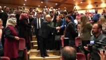 AK Parti’nin Mersin merkezde seçilen ilk belediye başkanı mazbatasını aldı