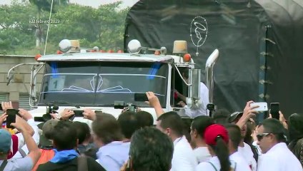 Maduro anuncia acuerdo con Cruz Roja para recibir ayuda humanita