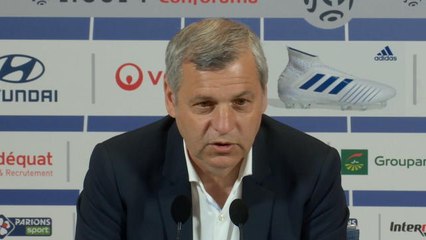 32e j. - Genesio : "Aucun divorce avec Memphis Depay"