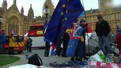 Brexit : une succession d'histoires improbables