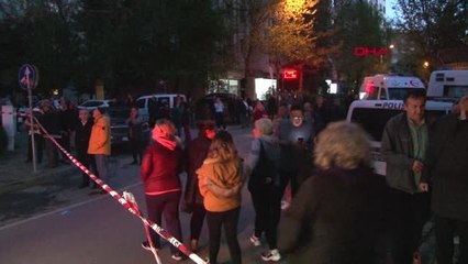 Kadıköy'de Yangın, Mahsur Kalanlar Kurtarıldı