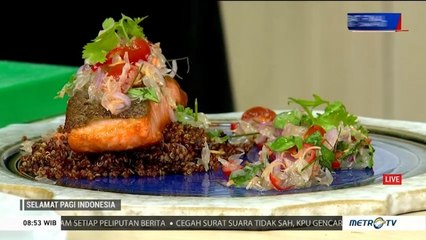 Resep Salmon <i>With</i> Quinoa dan Kecombrang Salsa