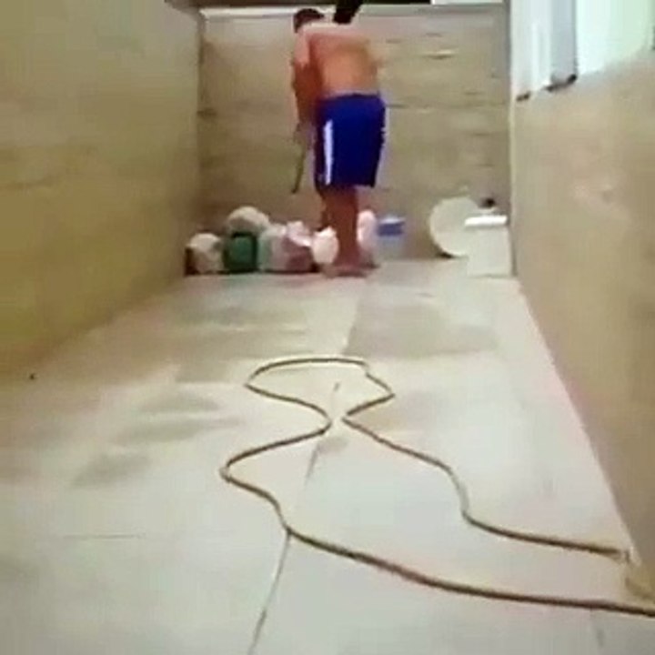 Cc El Raton Esta En Una Mision Imposible