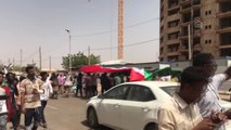 Sudanlı Aktivistler Gösterilerin Devam Etmesi Çağrısında Bulundu (2)