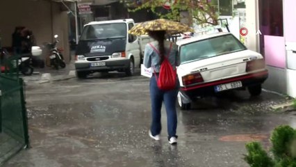 Balıkesir'de aniden başlayan dolu yağışı sonrası vatandaşlar neye uğradığını şaşırdı