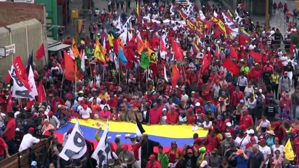 Oficialistas denuncian "golpe" en Venezuela al recordar alzamiento contra Chávez