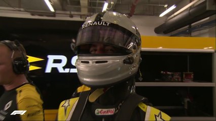 فيتيل يحيي الجماهير قبل إنطلاق التجارب الحرة الثانية لسباق شنغهاي