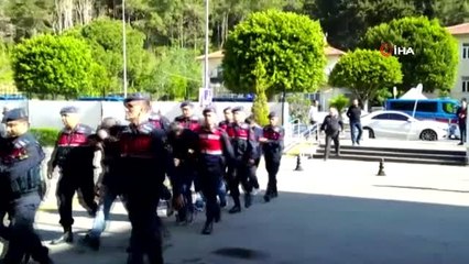 Antalya'da Fuhuş Operasyonu: 10 Kişi Tutuklandı