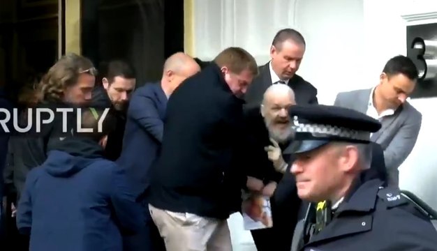 Wikileaks kurucusu gözaltına alındı