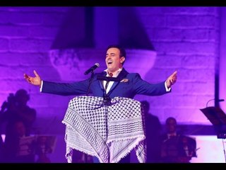 من مسرح "روابي" الفلسطيني .. صابر الرباعي يغني لحرية القدس