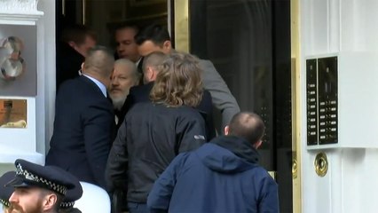 الشرطة البريطانية تعتقل مؤسس ويكيليكس