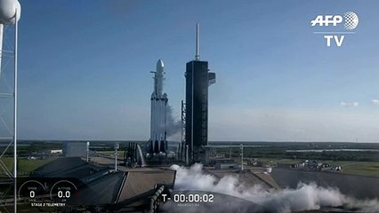SpaceX logra primera misión comercial con cohete Falcon Heavy