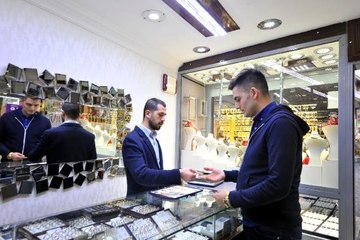 Düğünlerin Yeni Takısı; Çeyrek Gram Altın