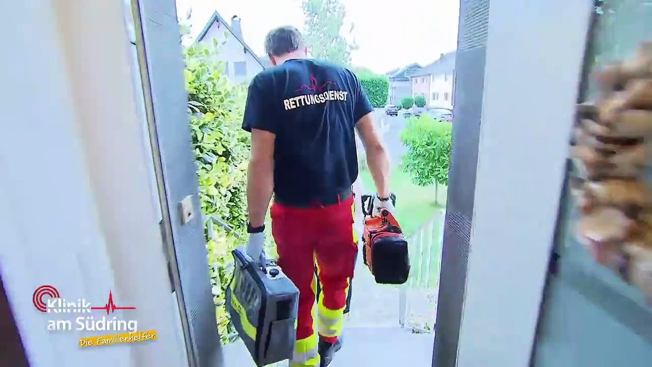 Baby mit Glocke bei Geburt rausgezogen: Jetzt hat der Papa ein Trauma! | Die Familienhelfer | SAT.1