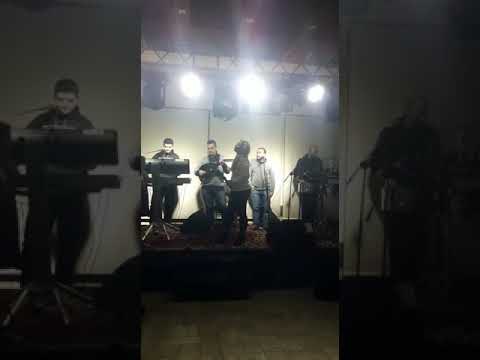 بروفة قبل حفلة راس السنة سوسن الحسن اغنية عراقية سلامات