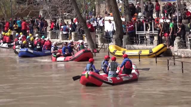Tunceli'de Terör Gitti, Rafting Geldi