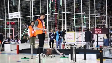 Yapay Zeka Robotlar "Milli Mücadele Yolunu" Takip Ediyor