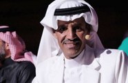 خالد عبدالرحمن يغادر المسرح ويكشف لمحبيه سبب انسحابه المفاجئ من حفله