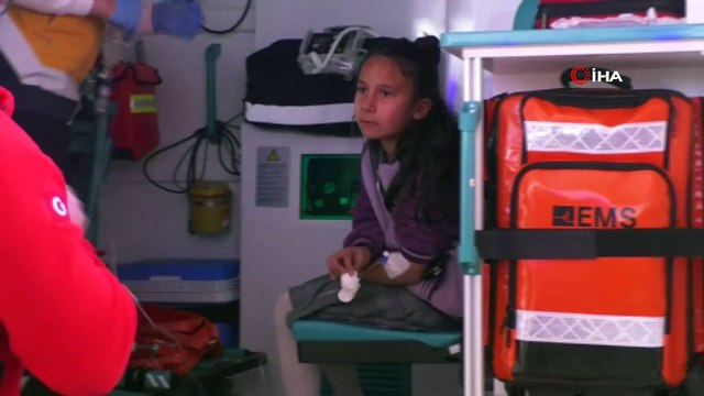 Doğum günü kabusa döndü... 29 öğrenci yedikleri pastadan zehirlendi