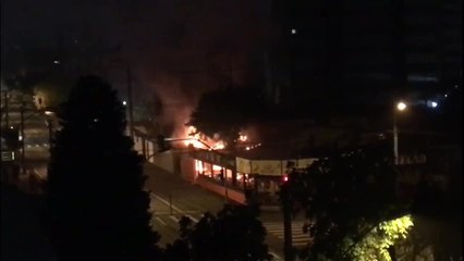 Costelão 24h tem parte destruída em grande incêndio na madrugada!