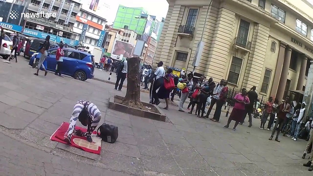 Kenyan girl wows crowd with her incredible cont...