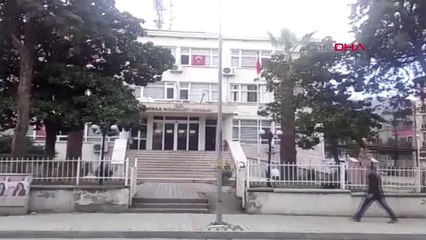 Annesini Bıçakla Yaralayan Eski Hostese Gözaltı