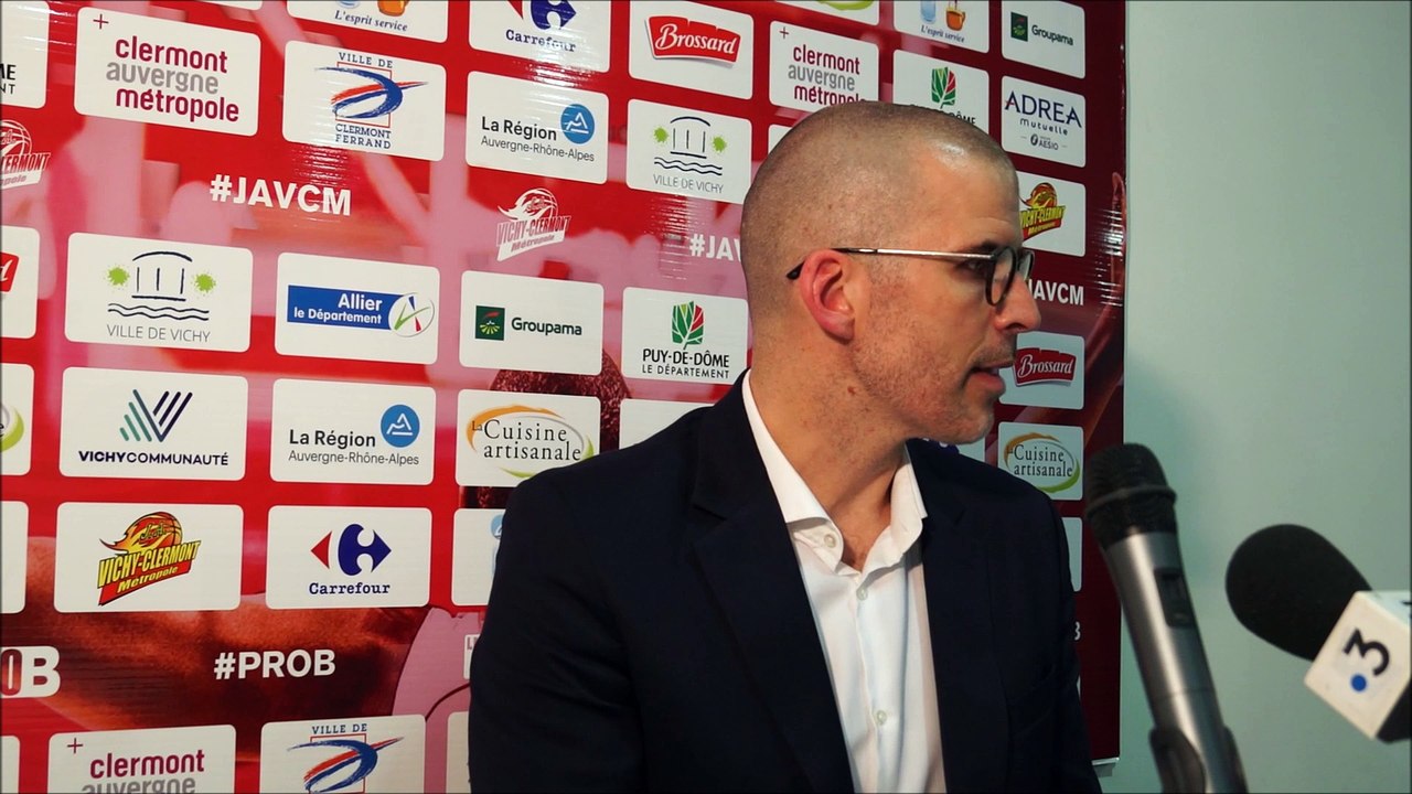 En conférence de presse : J.A.VCM / Blois (Pro B J26)